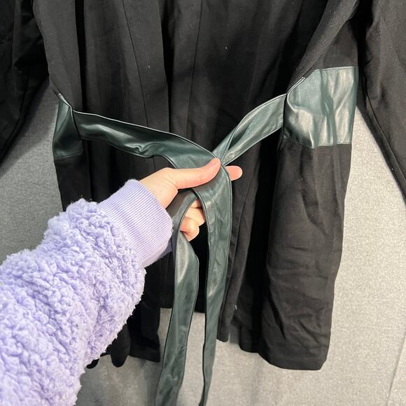 Attitudes by Renee Techno Crepe Blazer w/ Faux Leather Belt Black Size 2X - Picture 12 of 16